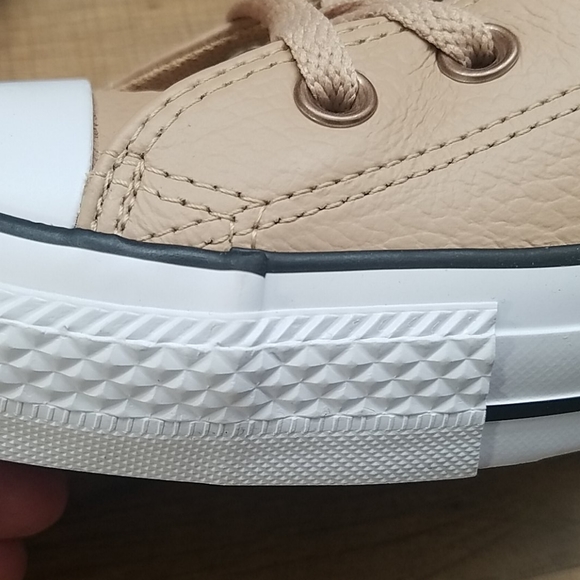 Converse high top BRAND New - Picture 9 of 15